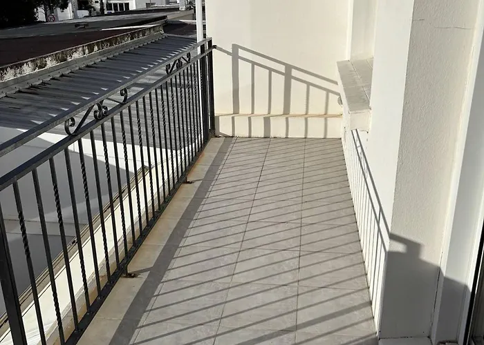 Centre T3 Lumineux 4 Pers A 400m De La - Fr-1-738-53 Royan